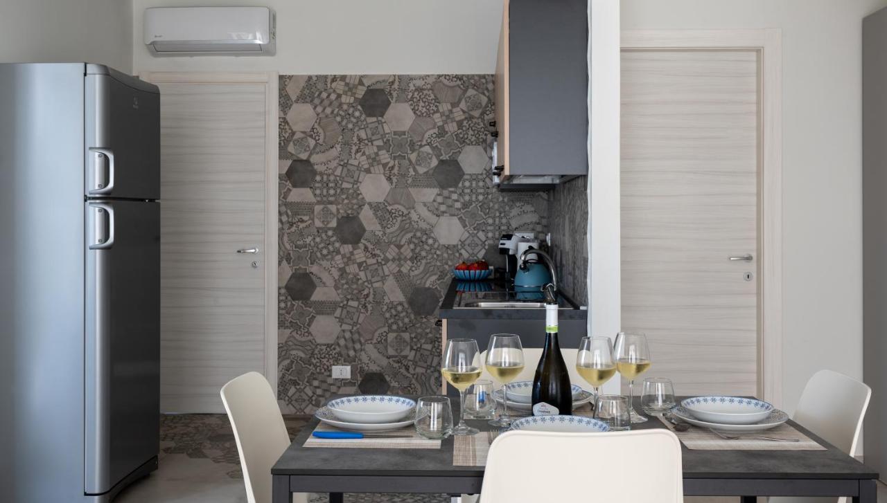 Residence Salinelle Beach Villa Vulcano 4 Lascari Esterno foto